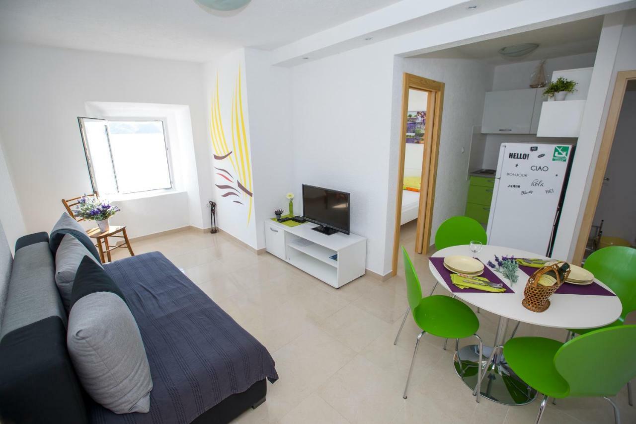 Apartmani Cindric Karlobag Extérieur photo